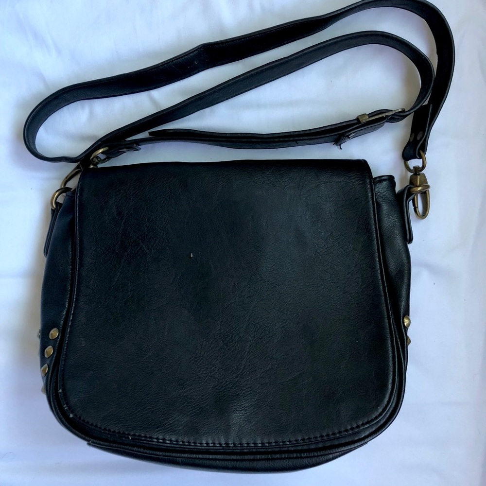 BRANDY MELVILLE FAUX LEATHER BAG